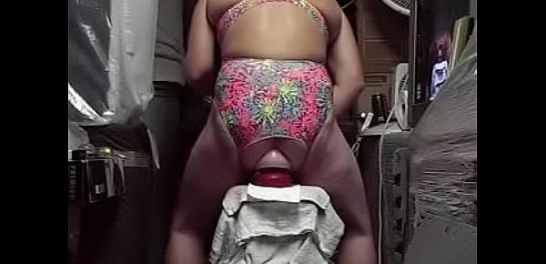 anal gaping on giant plug 3